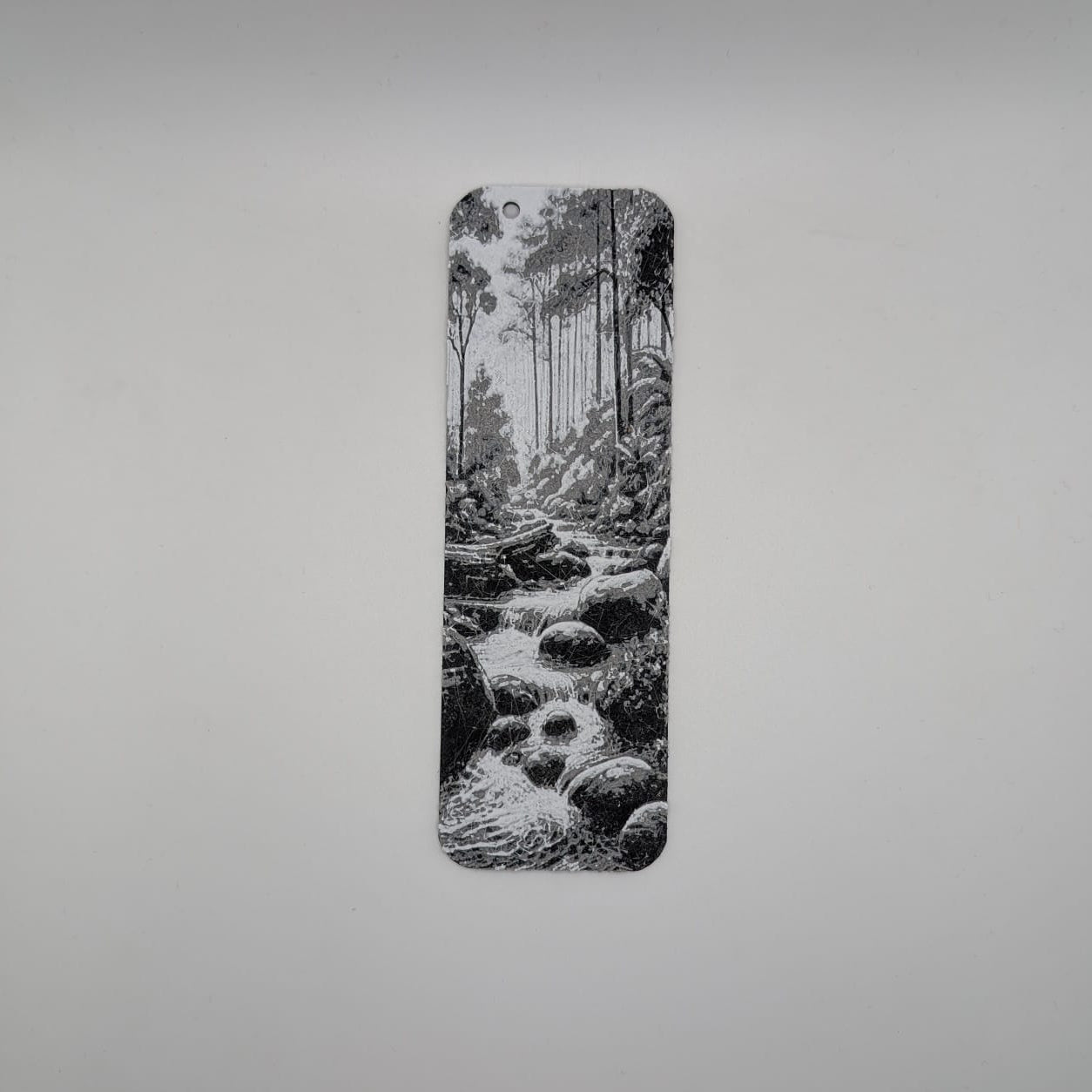 Marcapáginas con relieve mediano