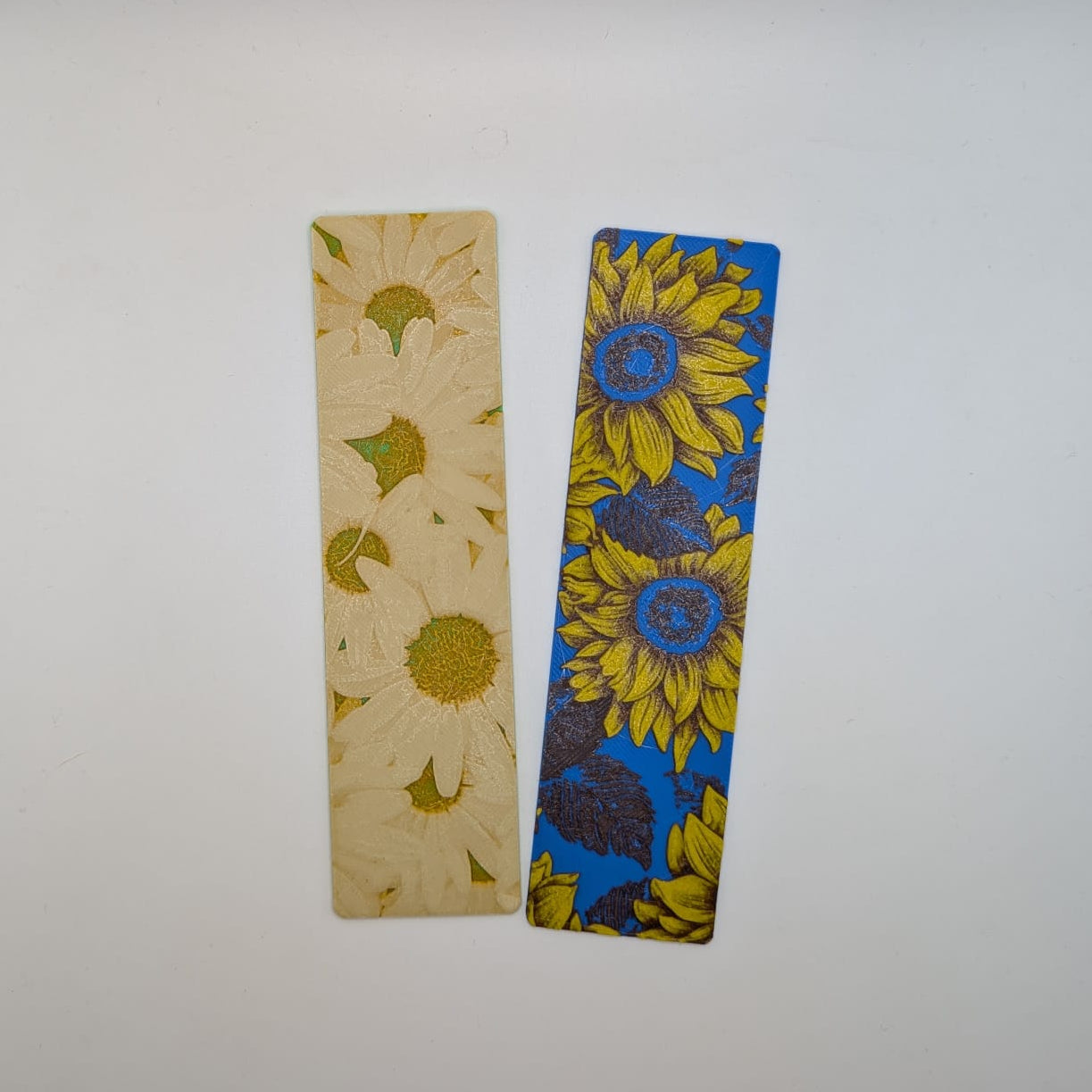 Marcapáginas con relieve por pack- Variedad de diseños