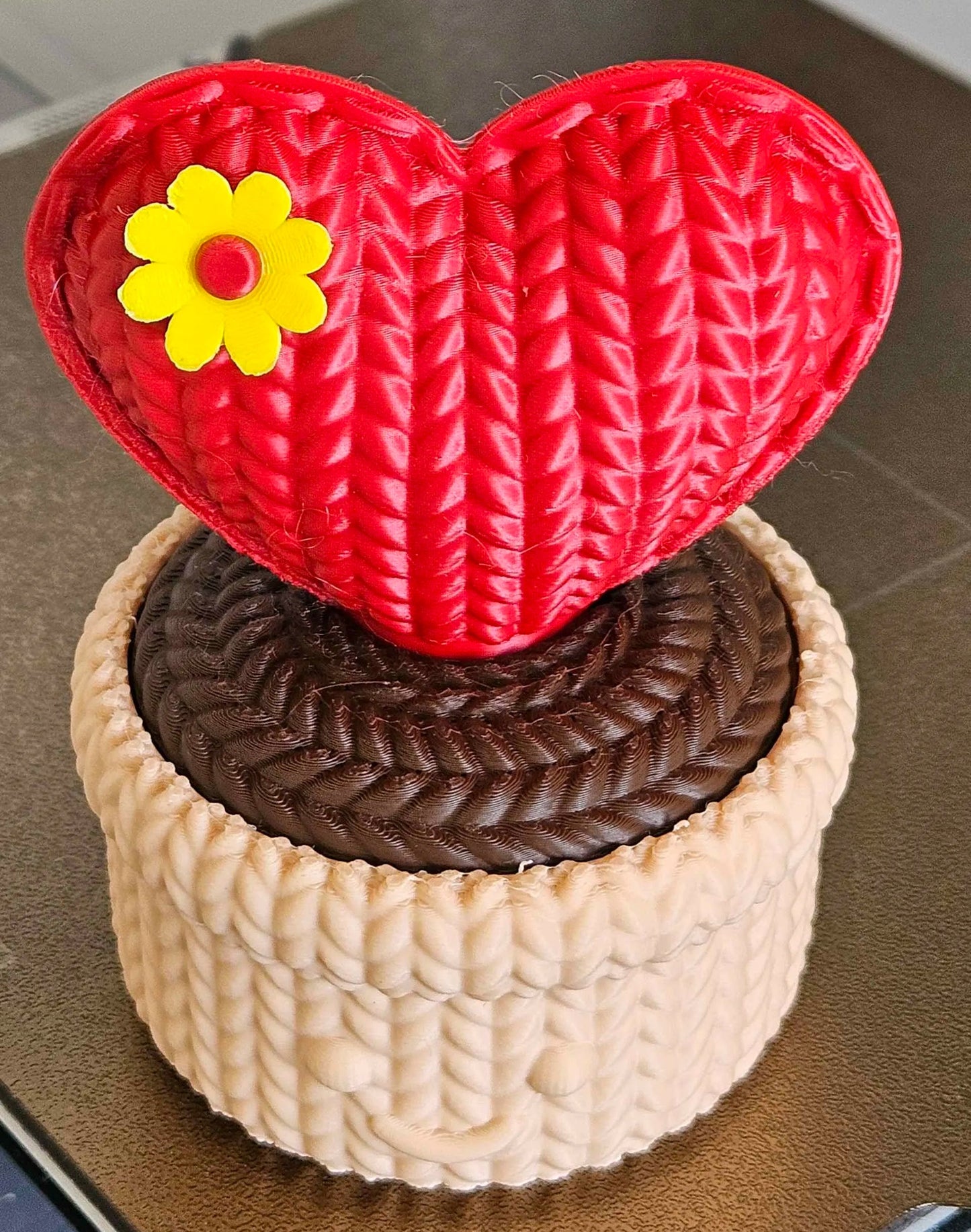 Cajita maceta corazón tejido